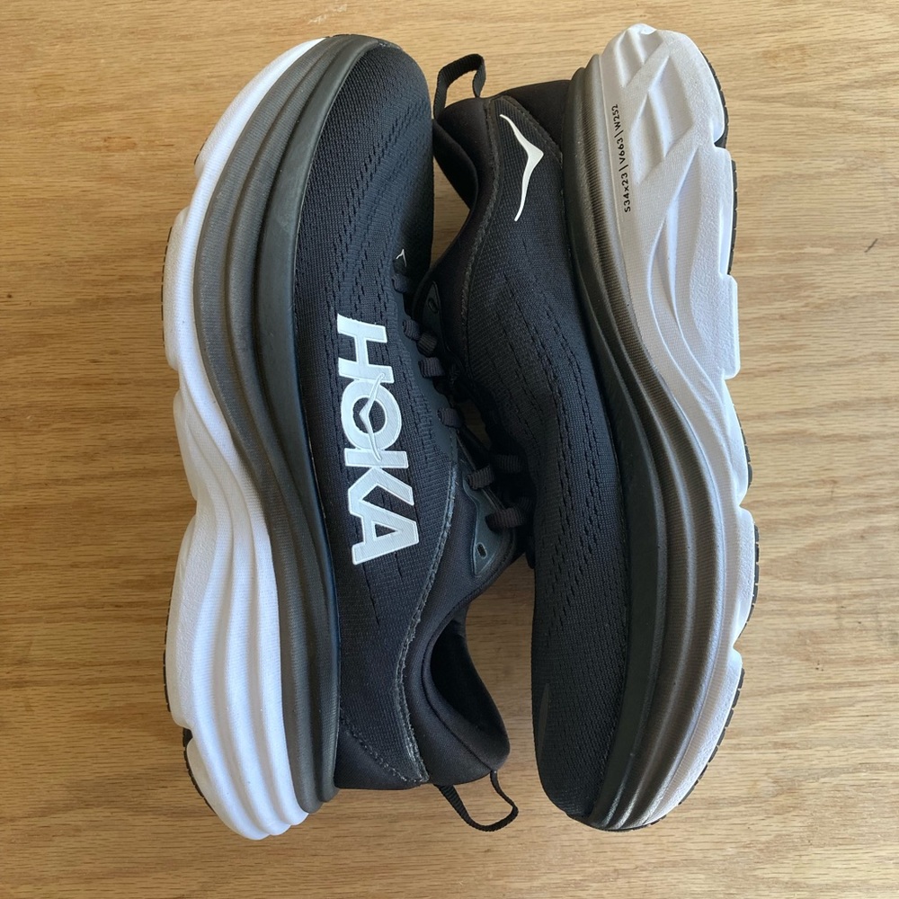 HOKA Bondi 8 (wide)!!